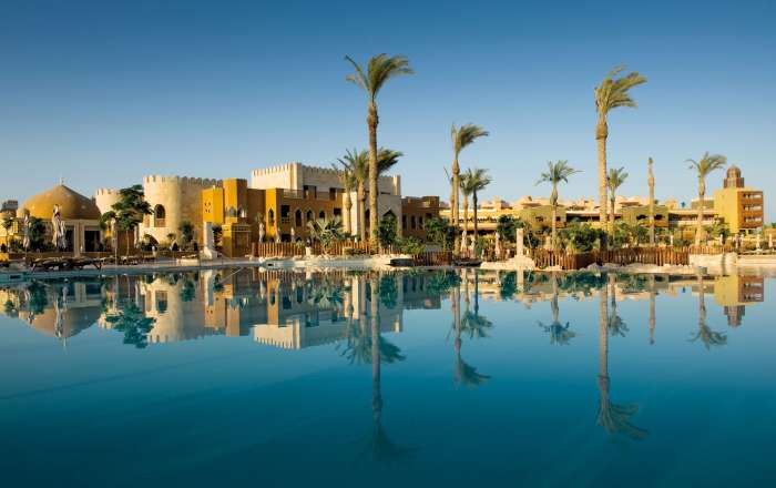 4.5* Beachfront Hurghada Getaway Inc. Suite, Late Checkout & More